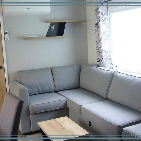 Mobil home tout confort, 3 chambres aux Mathes Appartement