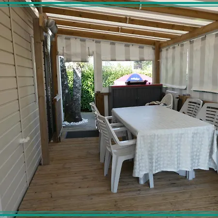 Appartement Mobil home tout confort, 3 chambres aux Mathes *