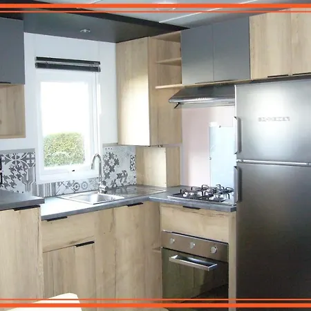 Mobil home tout confort, 3 chambres aux Mathes Appartement *